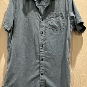 Men's Small Hurley Blue Casual Shirt 
T3